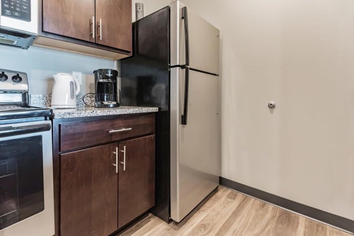 Spacious 2Br Suite Plus Patio Near Iowa State Ames Εξωτερικό φωτογραφία