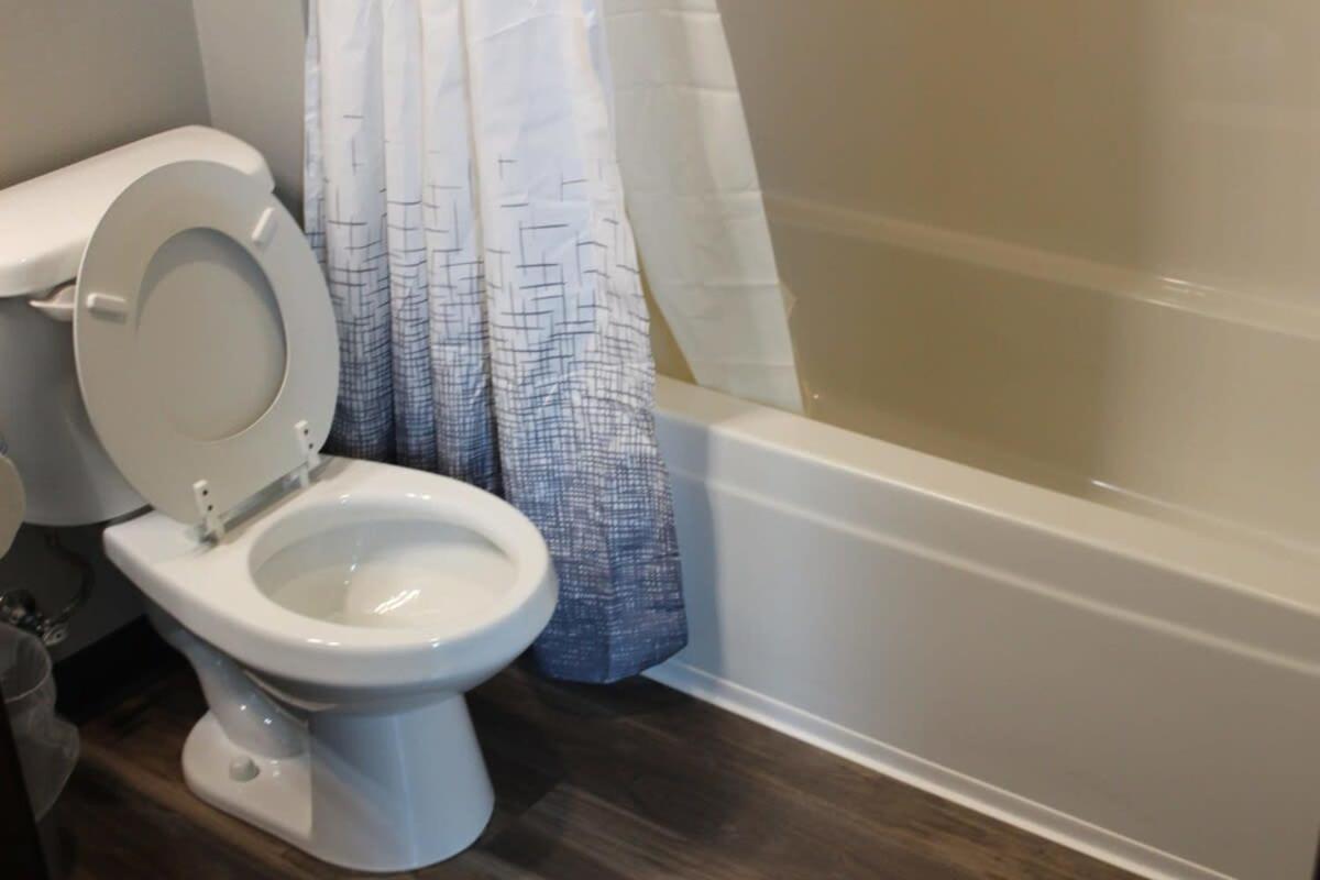 Spacious 2Br Suite Plus Patio Near Iowa State Ames Εξωτερικό φωτογραφία